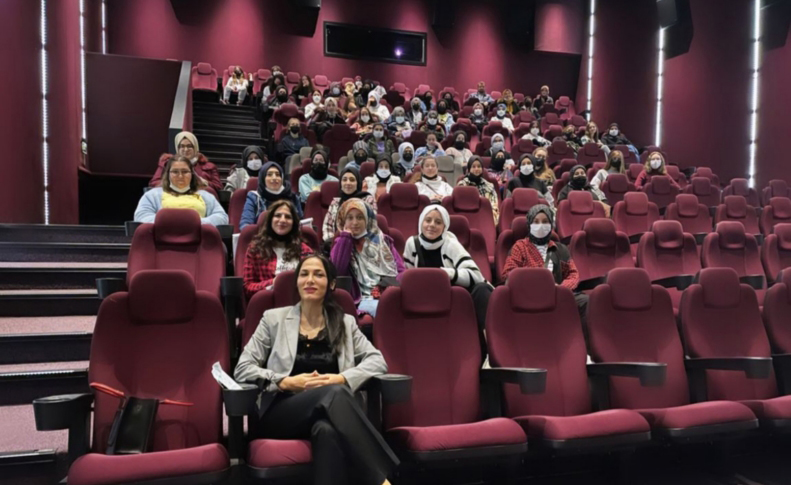 Meslek lisesi kızlar “Yüzyıllık Efsane” projesini gerçekleştiriyor