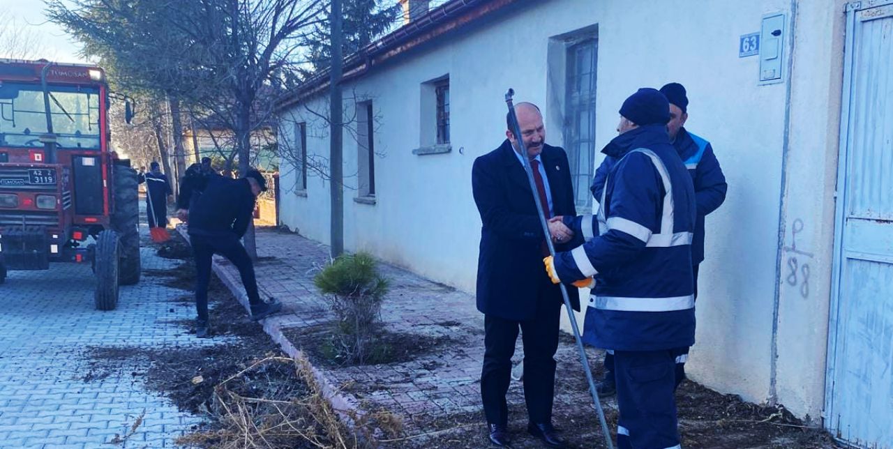 Sarayönü’nde kırsal mahallelerde temizlik çalışmaları devam ediyor