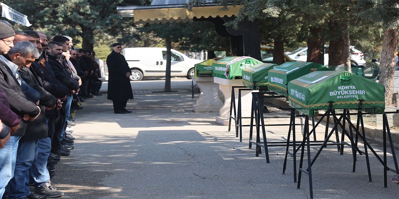 Konya’da aile katliamının ardından genç ve ailesi toprağa verildi