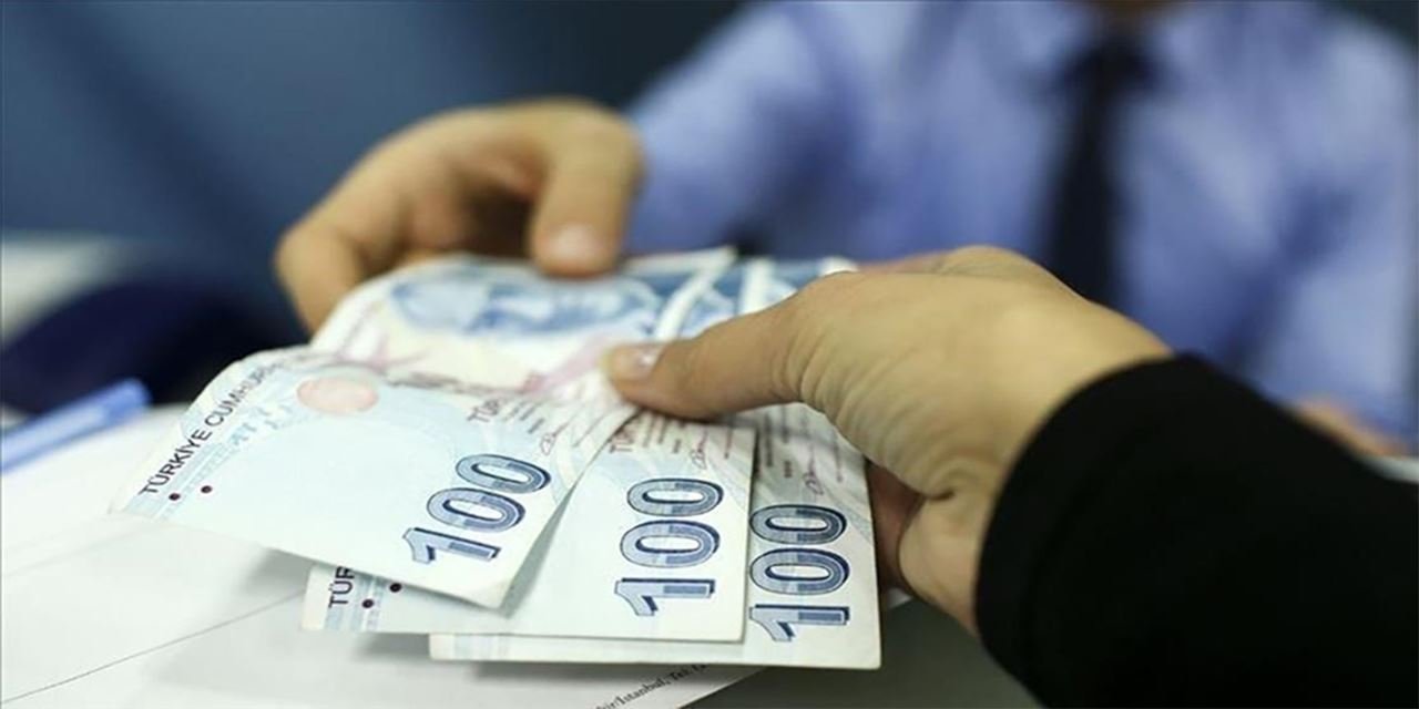 Bakan Göktaş: ''6,8 milyar liralık aylıklar yatırılmaya başladı''