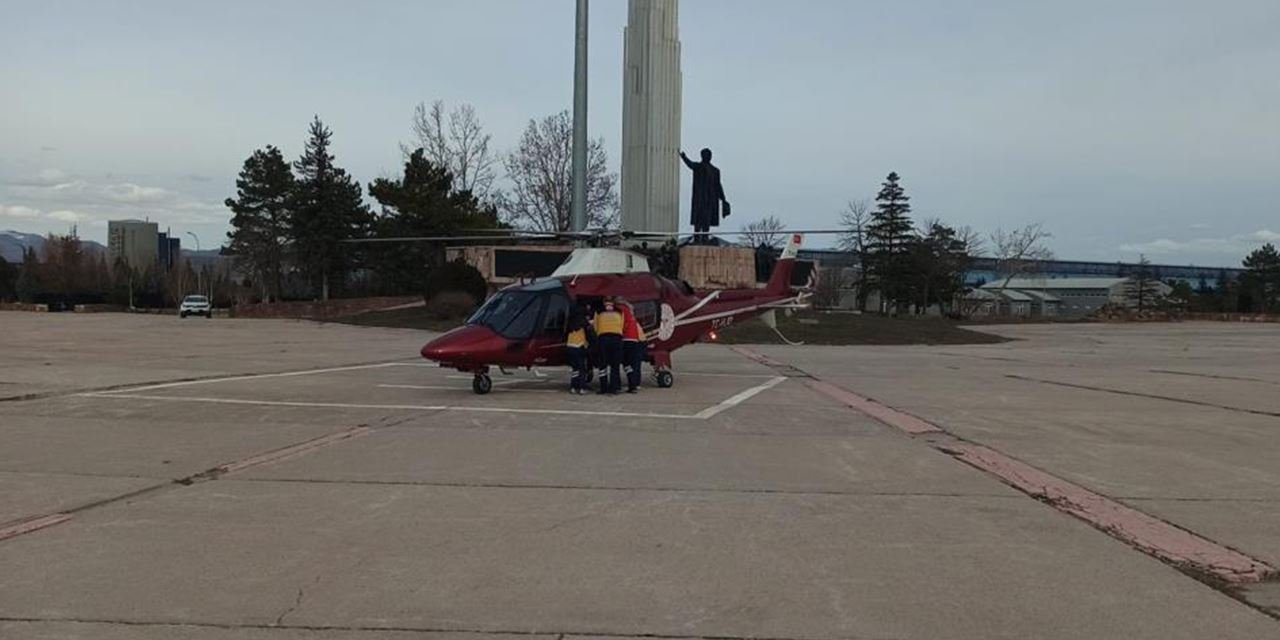 Kalp krizine hızlı müdahale: Hava ambulansı havalandı