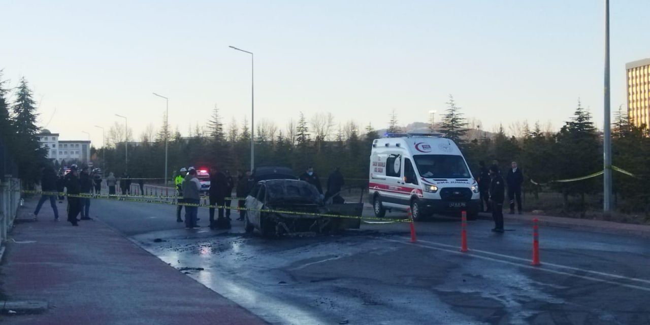 Konya’da otomobil yandı, 3 aylık bebek ve teyzesi hayatını kaybetti