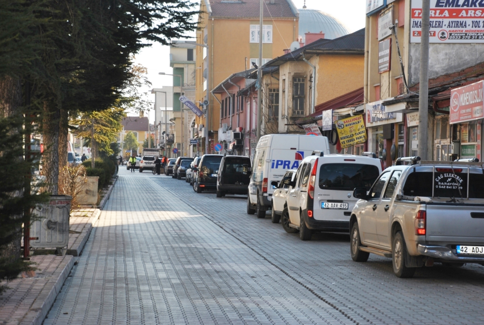 53 esnaf açıldı 87 esnaf kepenk indirdi