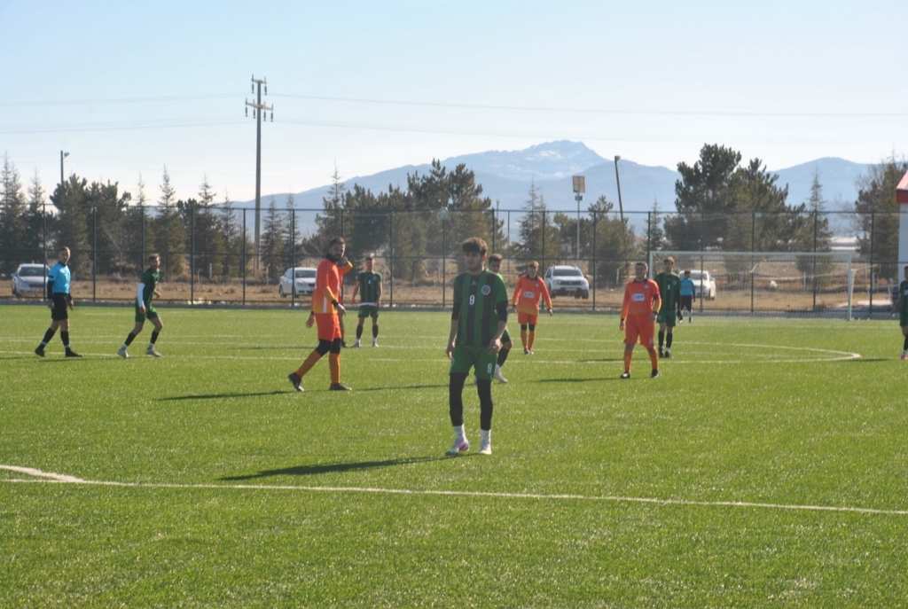 M.Ferhat, Sarayönü’nün Gomis’i