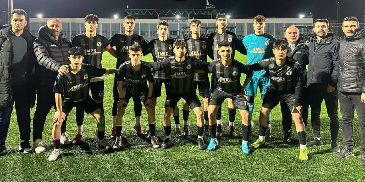 Meram Karakartallar U18 takımı Konya şampiyonu oldu