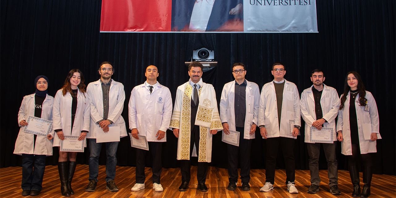 Selçuk Üniversitesi Tıp Fakültesi'nde Tıp Bayramı coşkusu