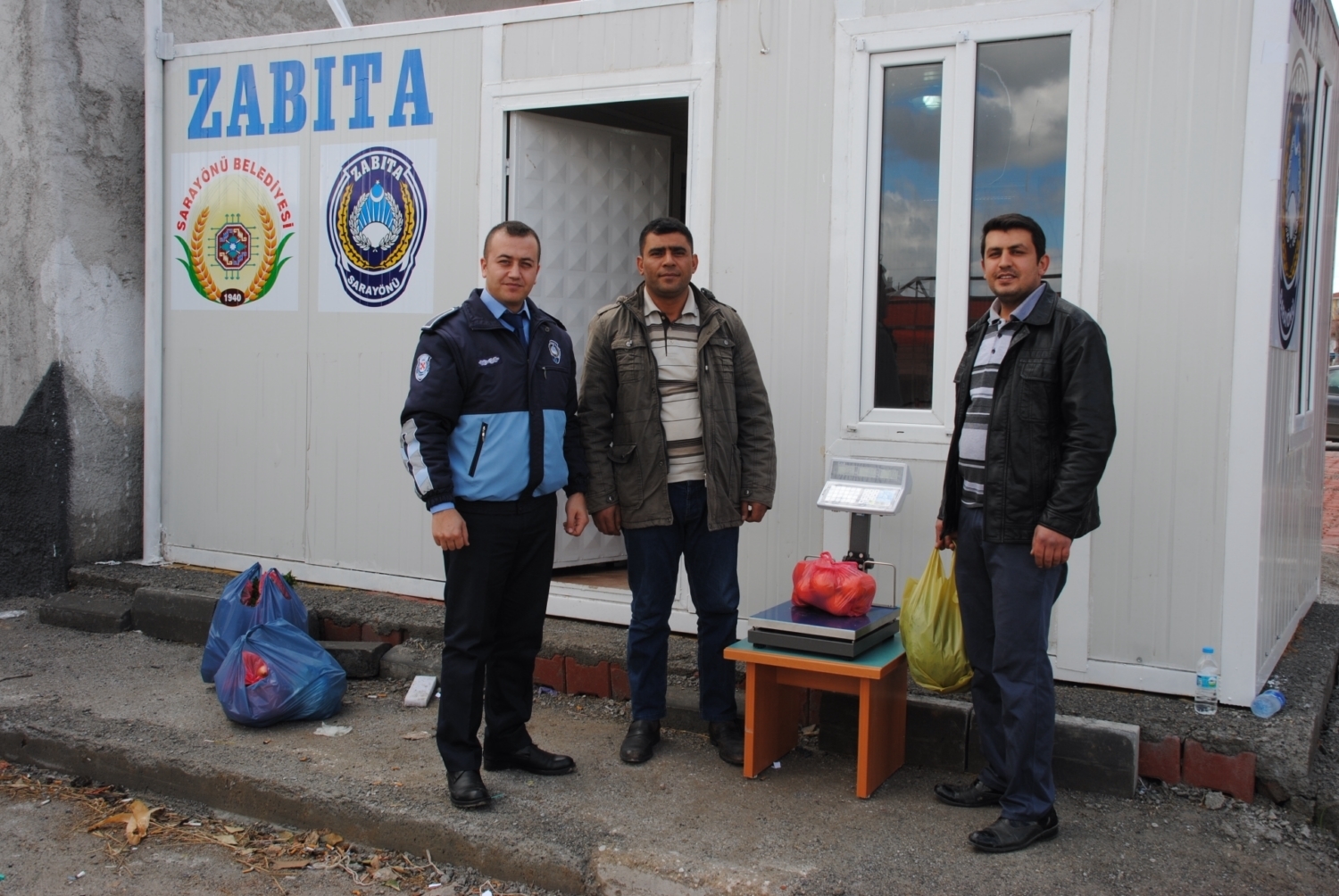 Zabıta 45 işyerine ruhsat verdi