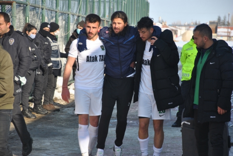 Derbinin kazananı Sarayönü Belediyespor