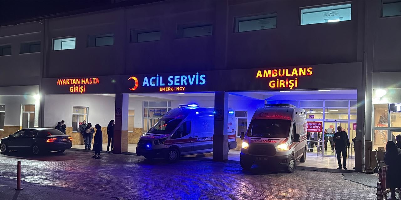 Sivas’ta 53 öğrenci gıda zehirlenmesi şüphesiyle hastaneye kaldırıldı