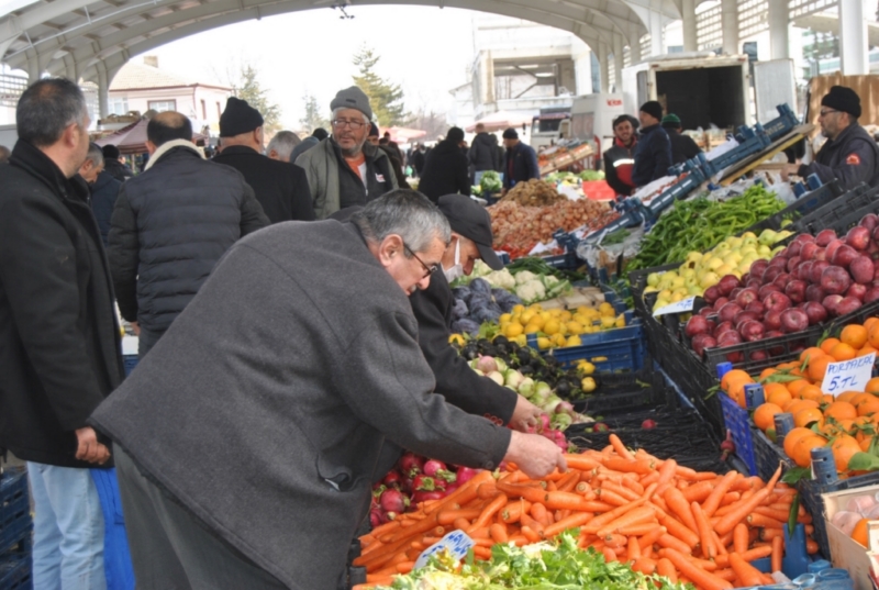 Zamlar vatandaşı ezdi