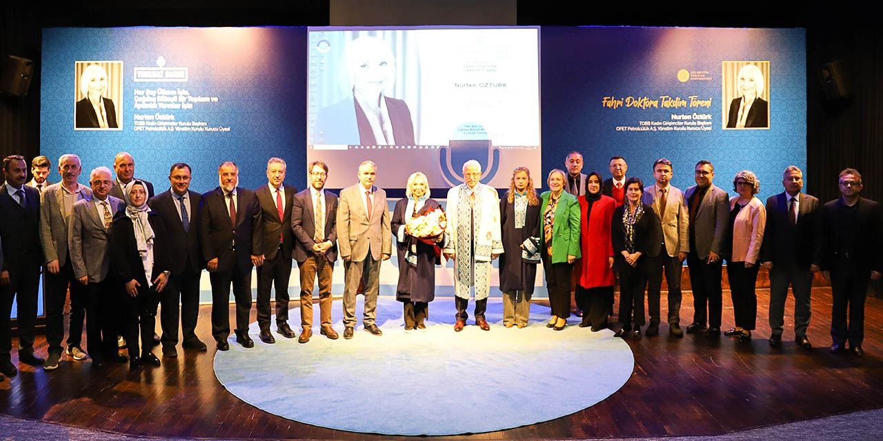 Nurten Öztürk NEÜ’de öğrencilerle buluştu