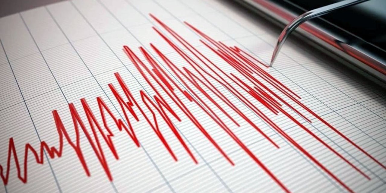 İstanbullular güne depremle uyandı! 3,8 büyüklüğünde sarsıntı