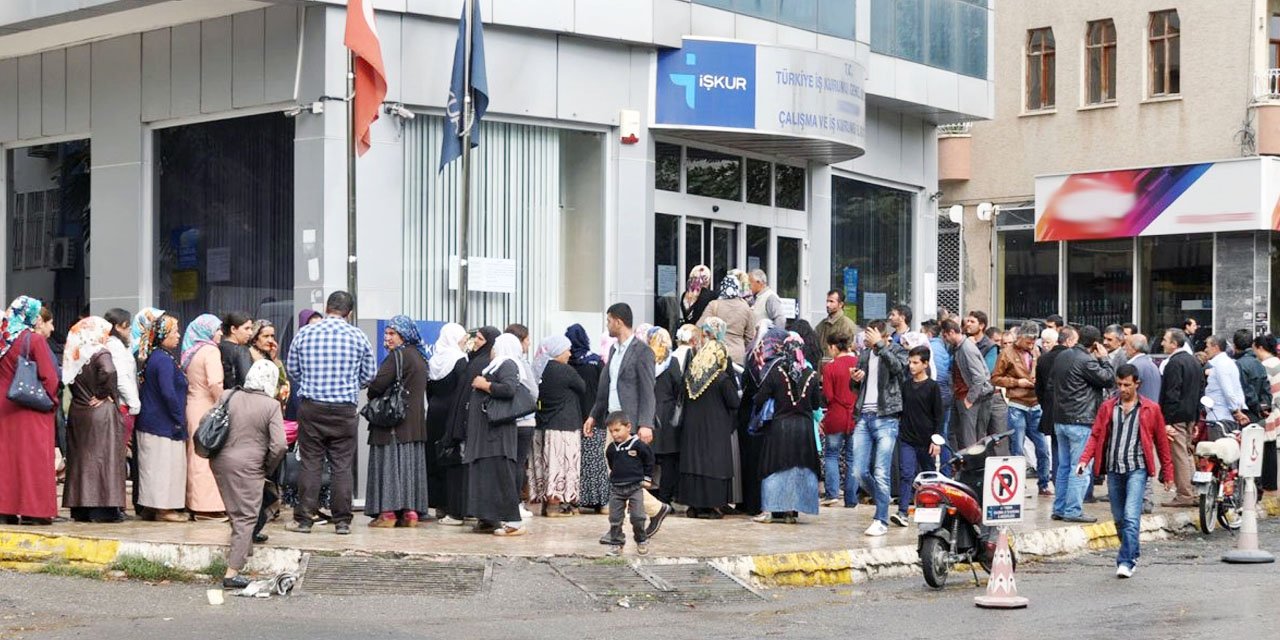 TÜİK: Yılın ilk çeyreğinde işsizlik azaldı