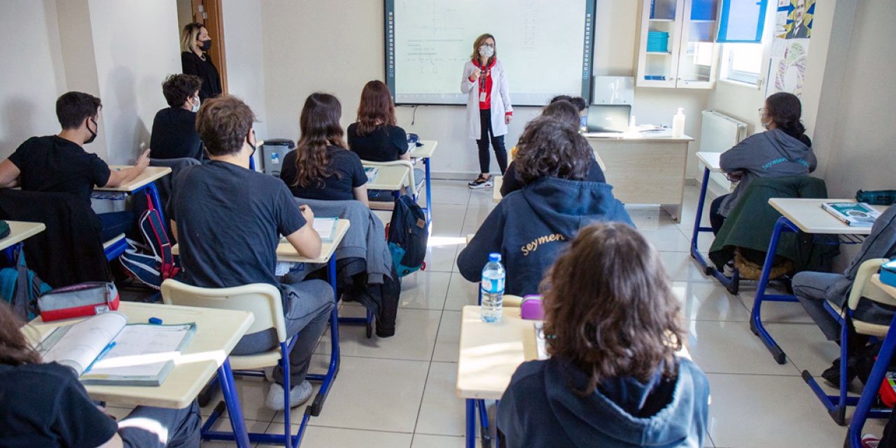 MEB’den liselerde reform gibi karar: 2 yıla mı düşüyor?