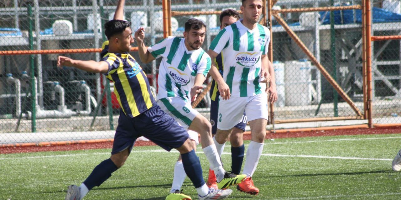 Ladikspor’a Konya deplasmanında nazar boncuğu