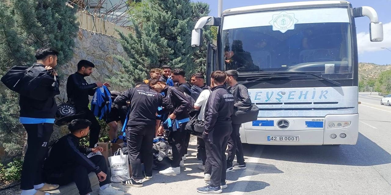 Maça son dakika taksiyle yetiştiler