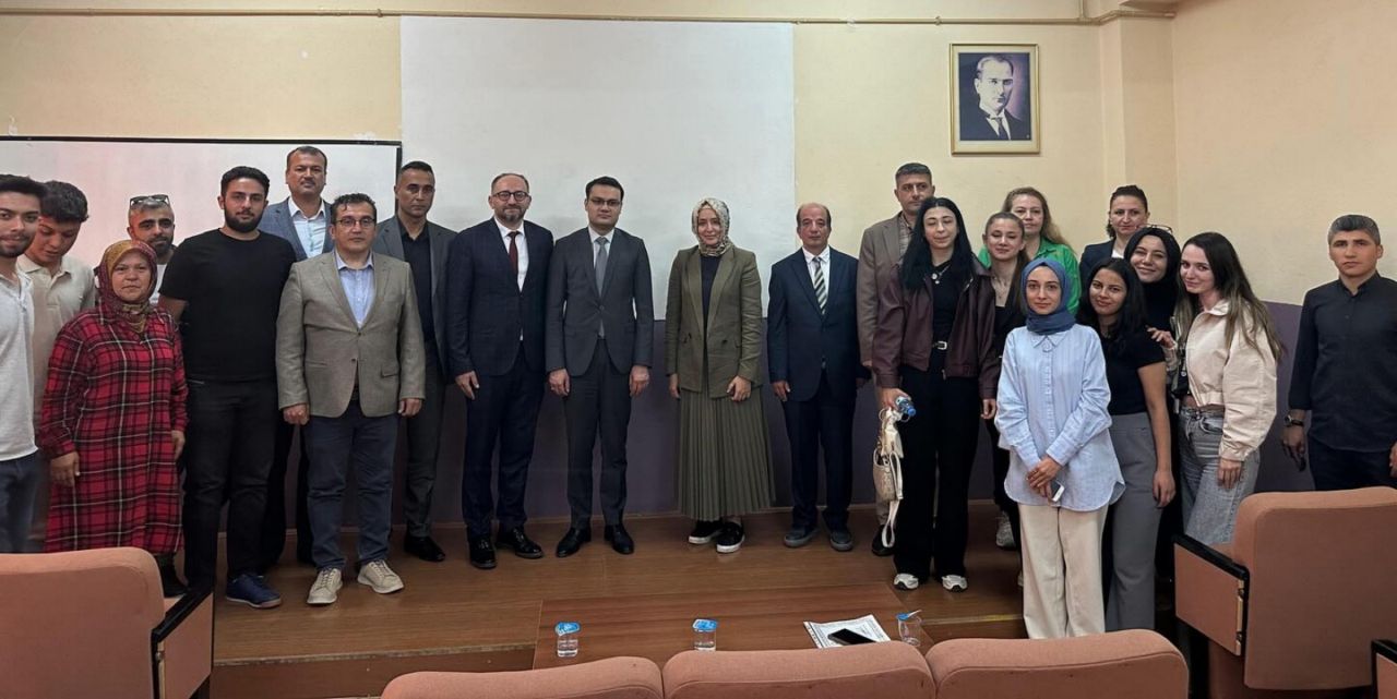Sarayönü MYO’da çevre bilincine dikkat çekildi