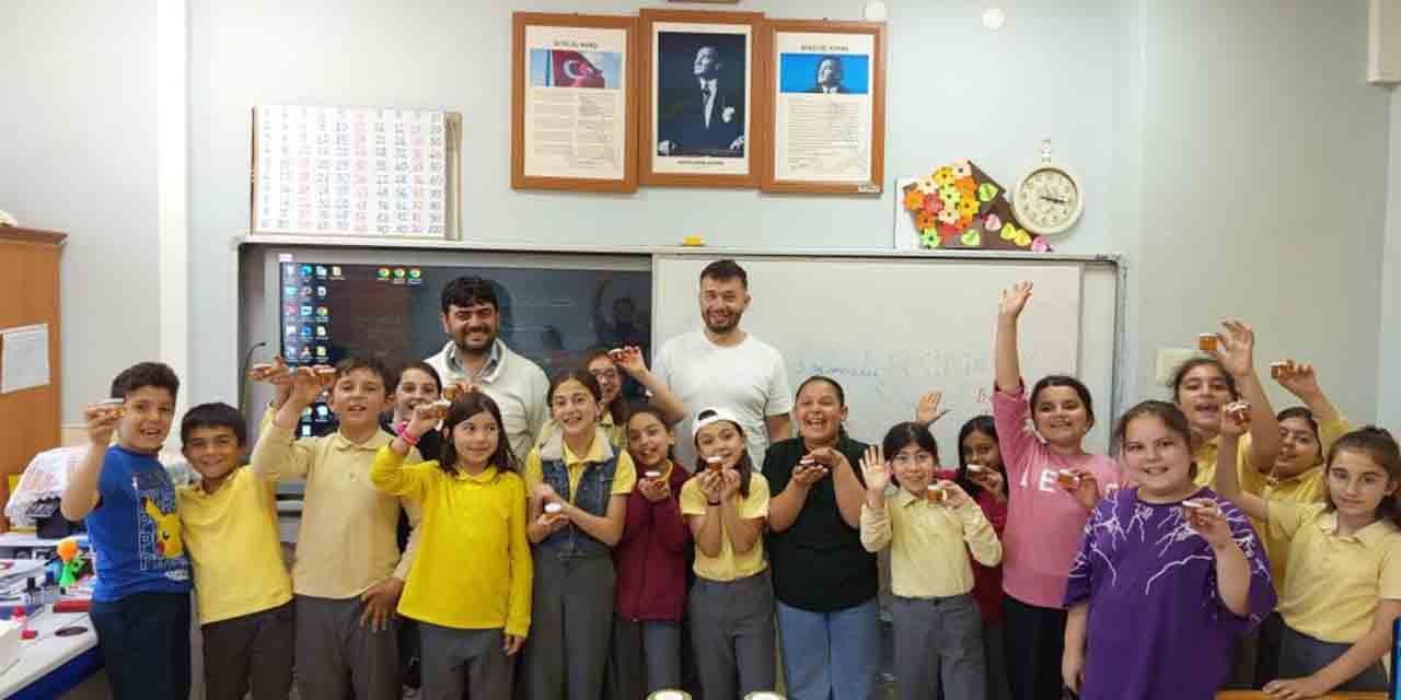 Bozkır’da miniklere arı dersi: balın sırrı anlatıldı, tatlı ikram edildi