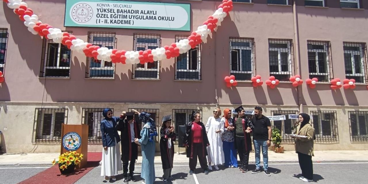 Konya’da engel tanımayan mezuniyet
