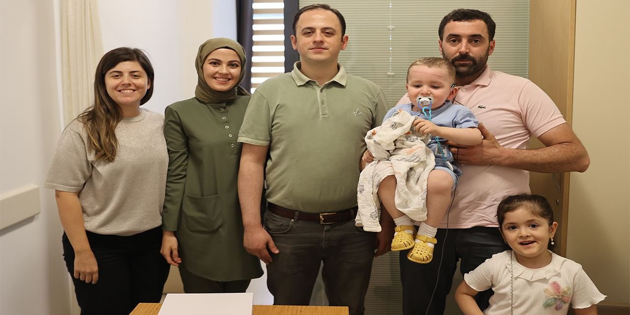 Minik Mustafa’nın gözyaşları duyduğu ilk seslereydi