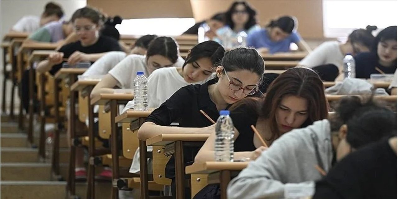 YKS maratonu başlıyor: 2,5 milyondan fazla aday ter dökecek
