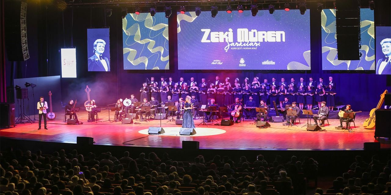 Selçuklu’da Zeki Müren’le dolu bir gece