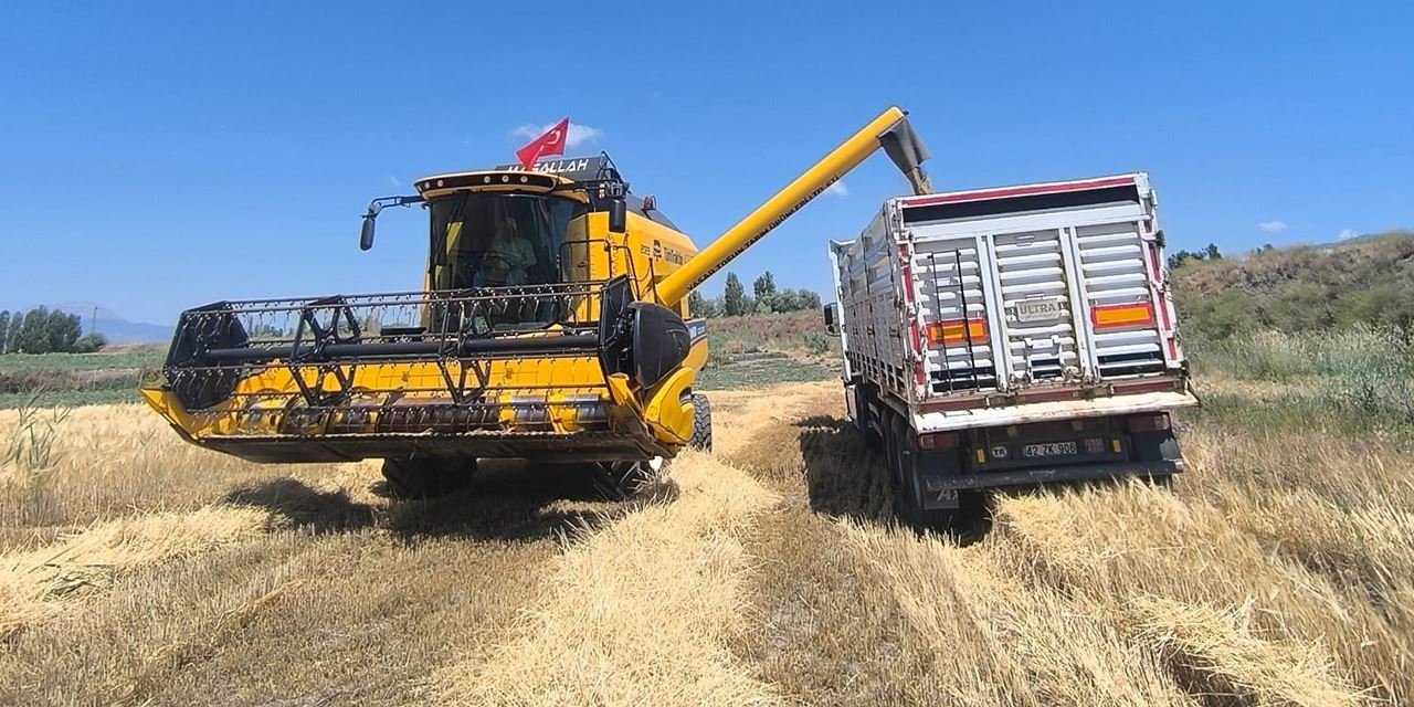 Seydişehir tarlalarında hummalı mesai başladı