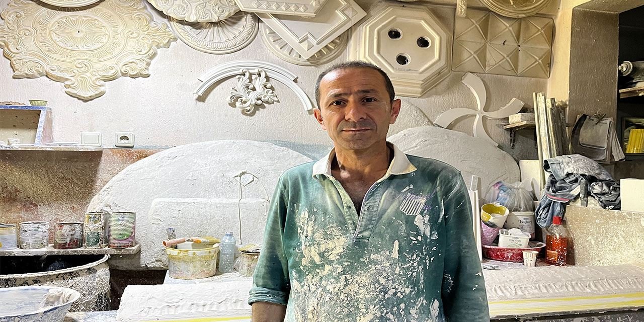 37 yıldır alçıyı sanatla buluşturuyor