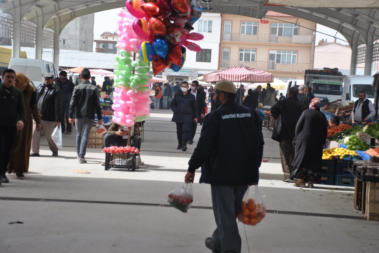 Pazarcı esnaf bitme noktasına geldi