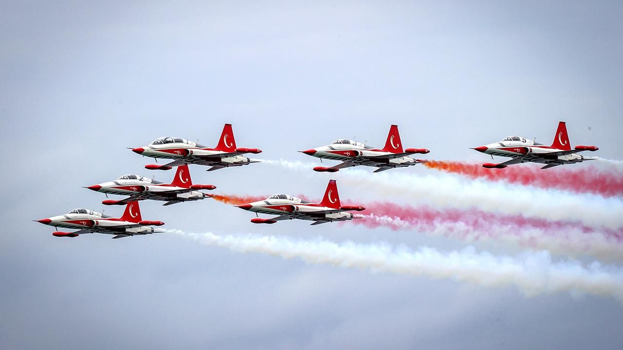 Türk Yıldızları Estonya'da uçacak