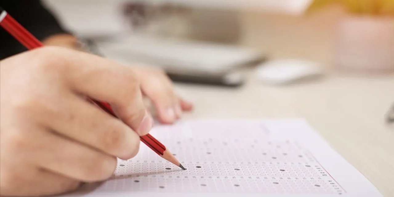 YKS maratonu başladı: 2,5 milyondan fazla aday sınavda ter dökecek