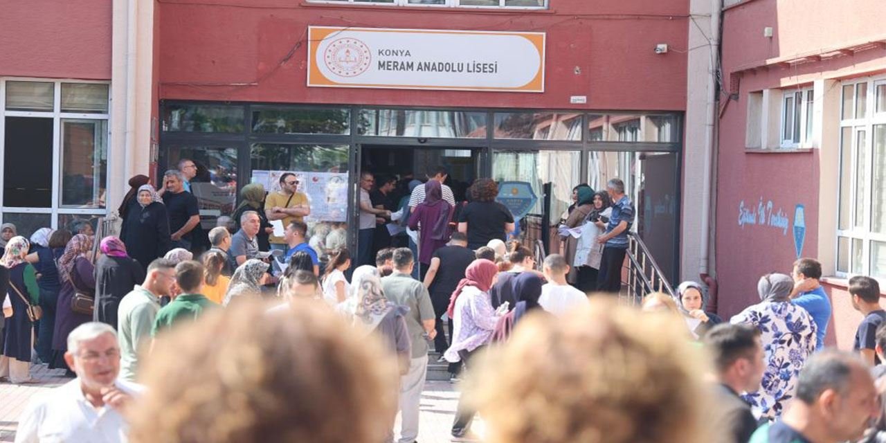 Kimi son anda yetişti, kimi gözyaşlarıyla geri döndü