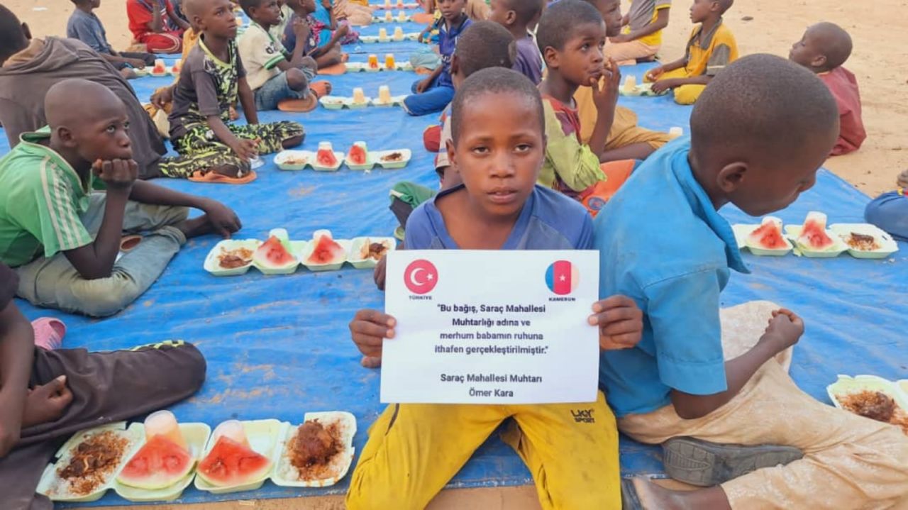 Merhum Kara’nın hatırasına Afrika’da sofralar kuruldu
