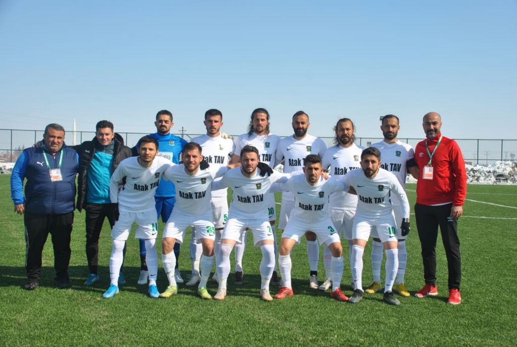 Sarayönü Belediyespor bay geçecek