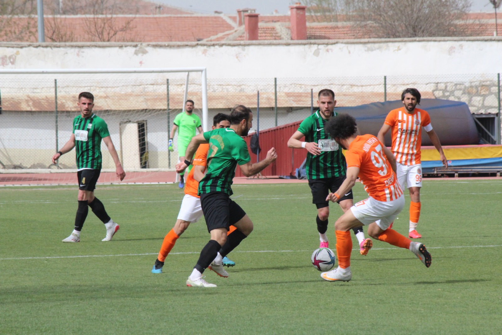 Sarayönü Belediyespor yara aldı