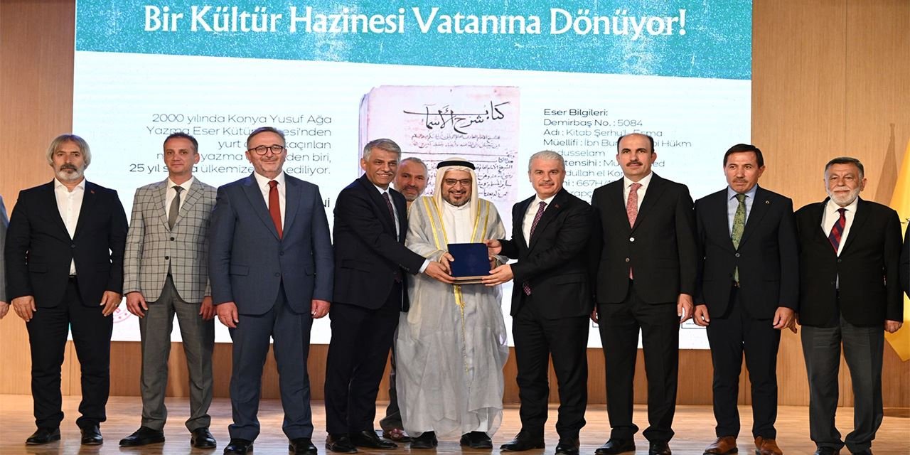 757 yıllık el yazması 25 yıl sonra Konya’ya döndü
