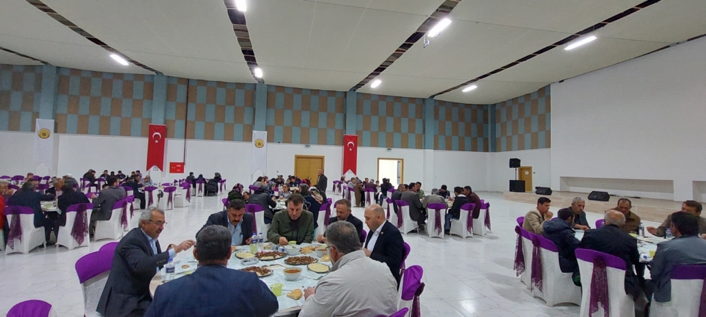 Belediyeden anlamlı iftar