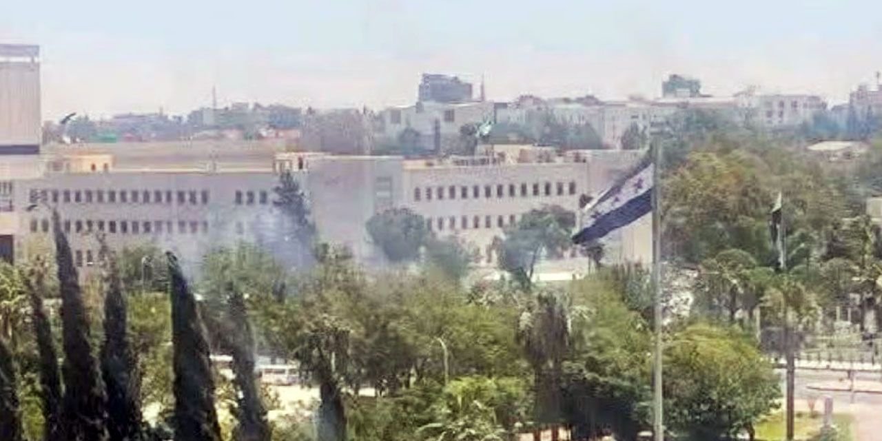 İsrail Şam'ı bombaladı! Suriye’nin askeri merkezi vuruldu