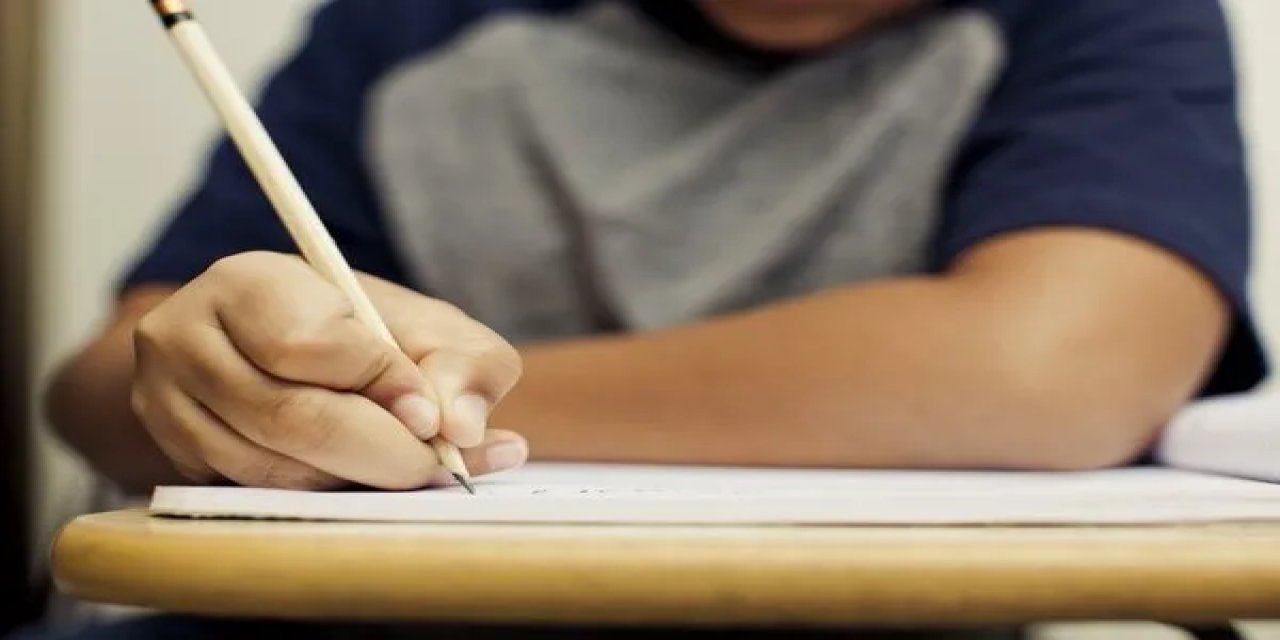 Veliler için YKS rehberi hazır! Tercih sürecinde yol gösteren kılavuz yayımlandı