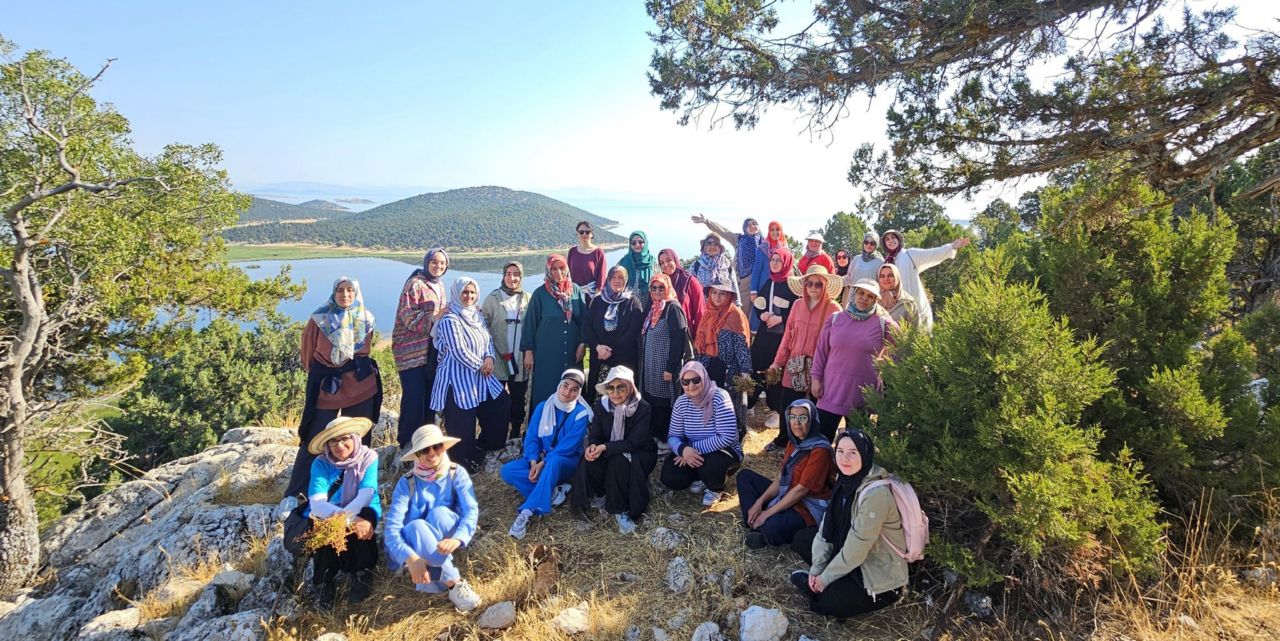 Günde değil kampta buluştular
