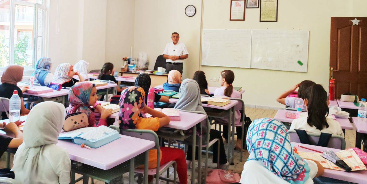 Müftü Yazıcı, Kur'an Kurslarında derslere katıldı