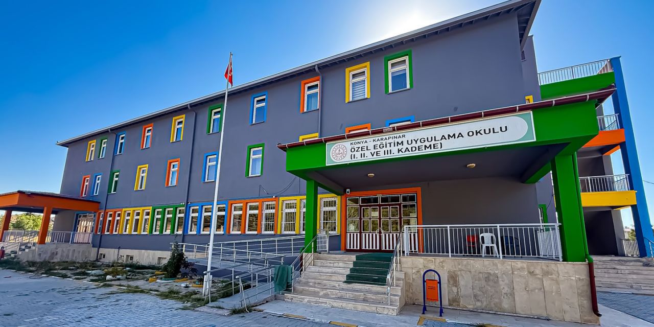 Bu okullar gökkuşağı gibi