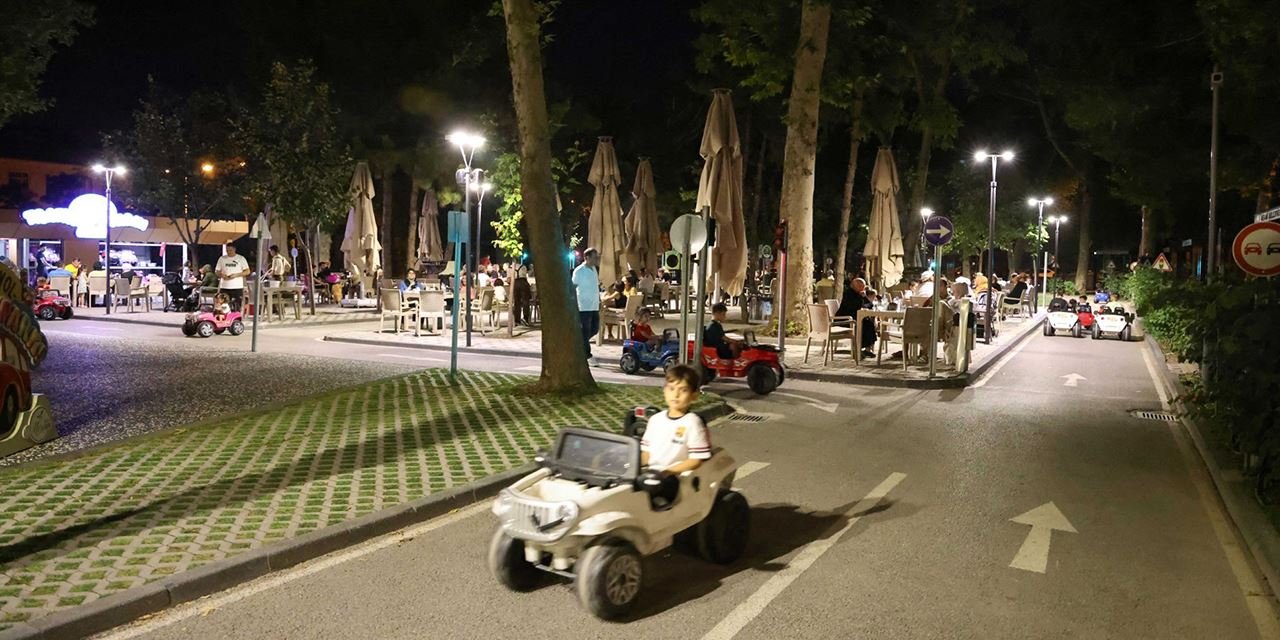 Meram’ın trafik parkları yazın en keyifli buluşma noktası oldu