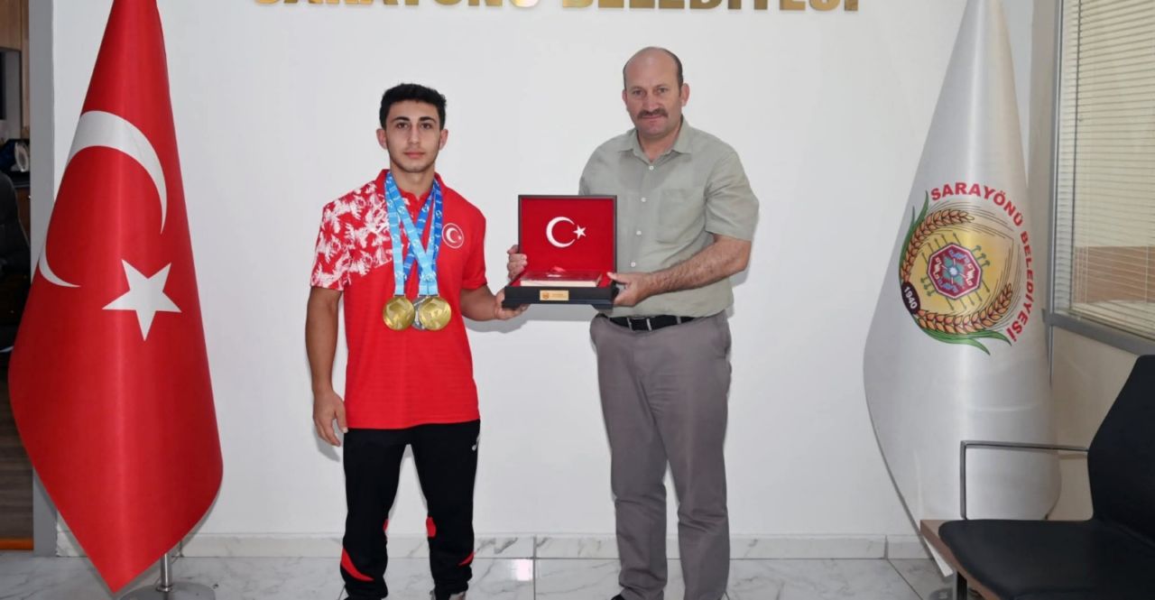 Avrupa şampiyonu Hamza Ciğer, Başkan Koç’la bir araya geldi