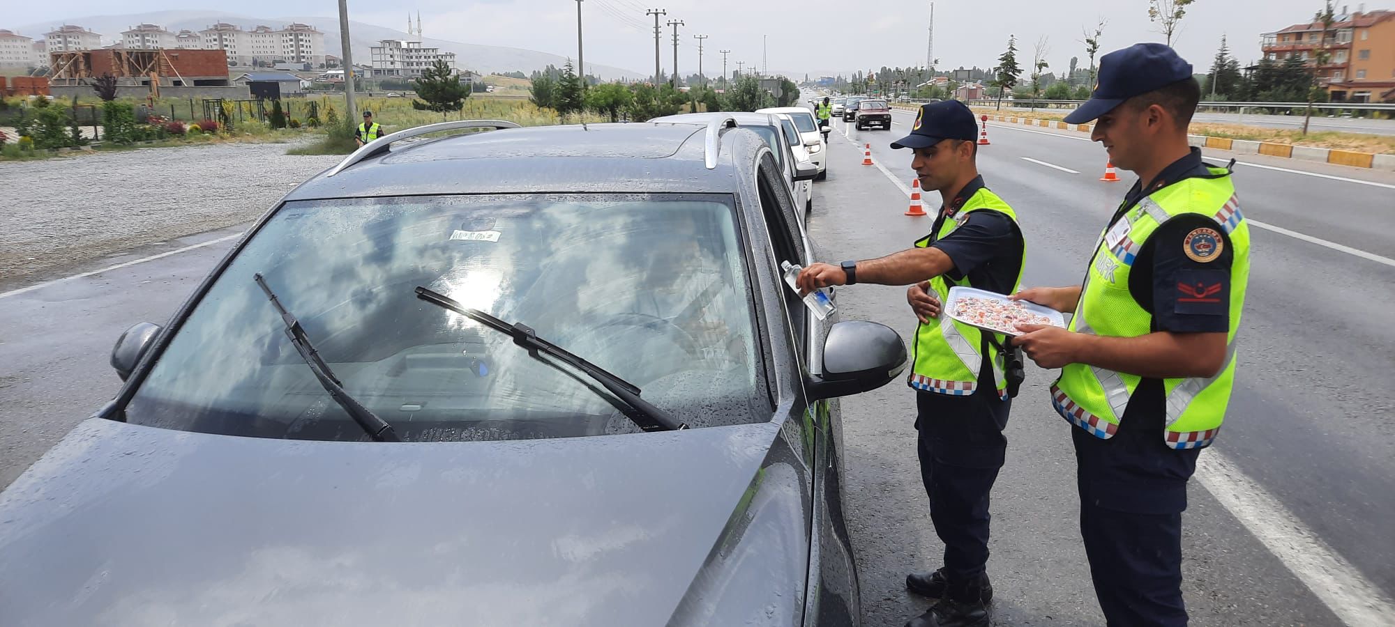 Jandarma bayram süresince denetimlerini arttırdı