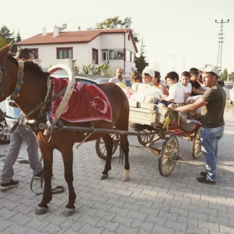 Yağız Bozkurt erkekliğe ilk adımını attı