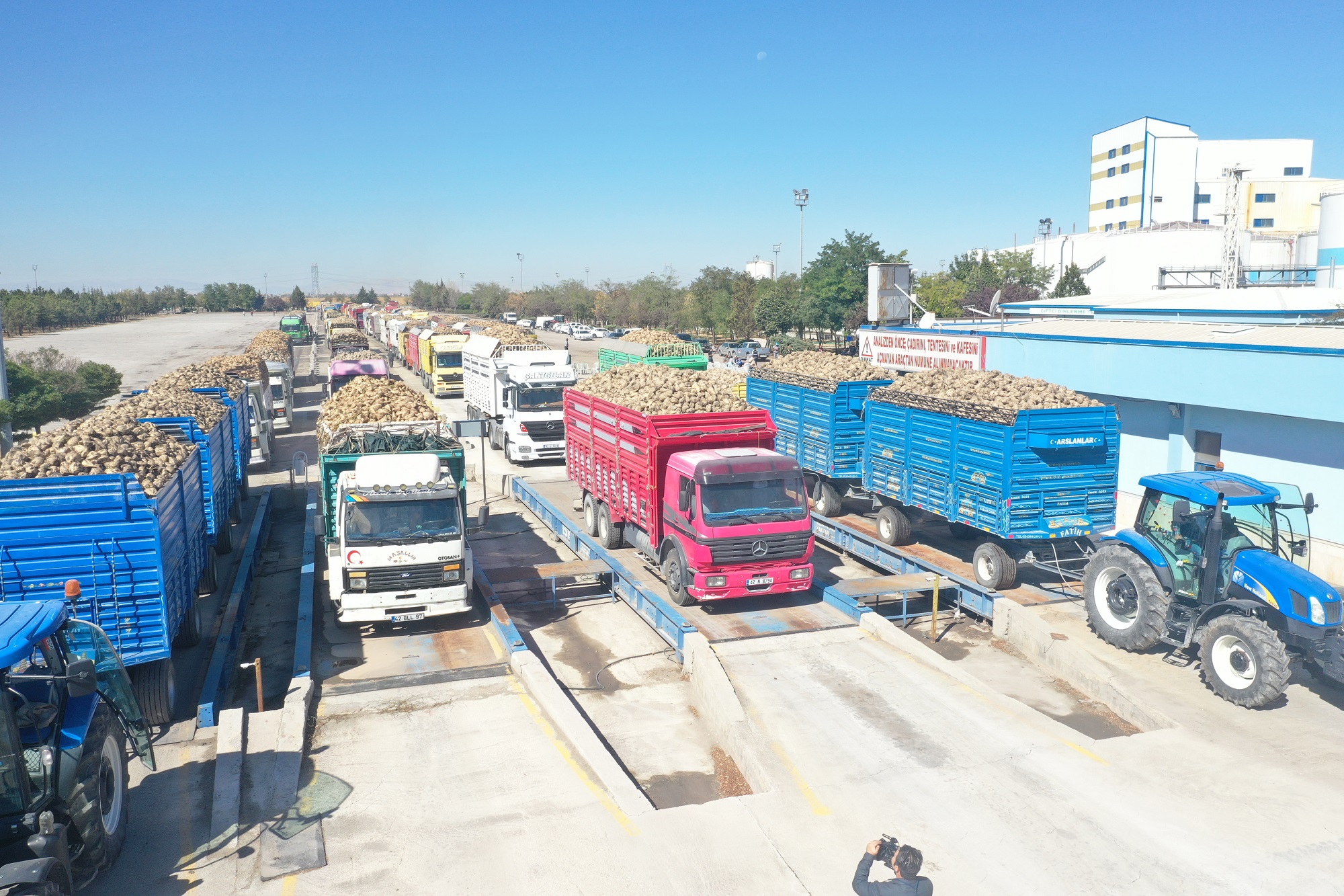 KONYA ŞEKER’İN PANCAR ALIM KAMPANYASI DUALARLA AÇILDI