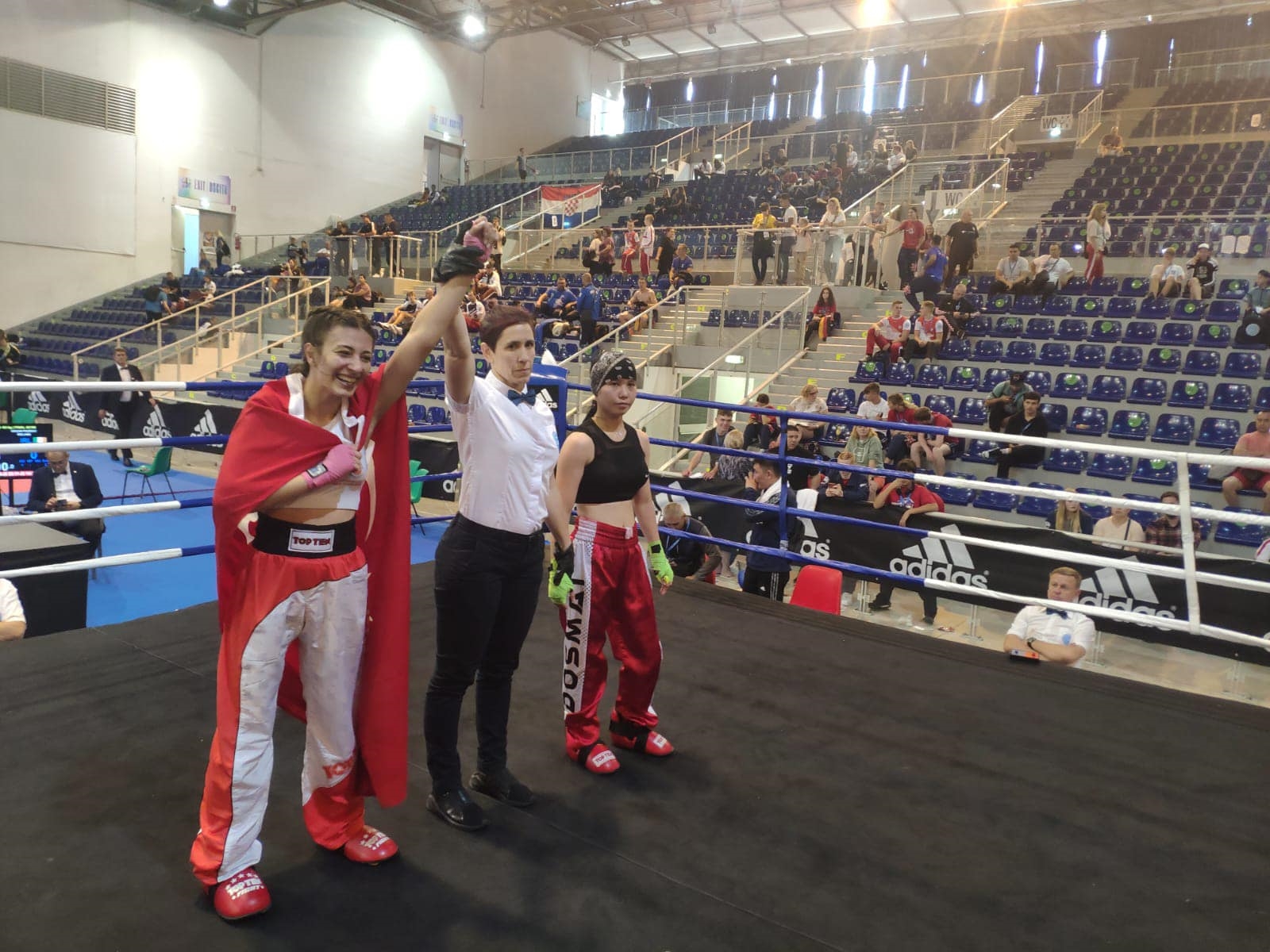 Neris Zeynep Karadağ Dünya Şampiyonu oldu