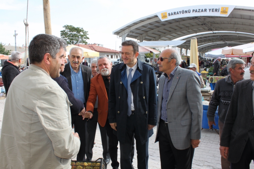 CHP yönetiminden Sarayönü’nde esnaf ziyaretleri