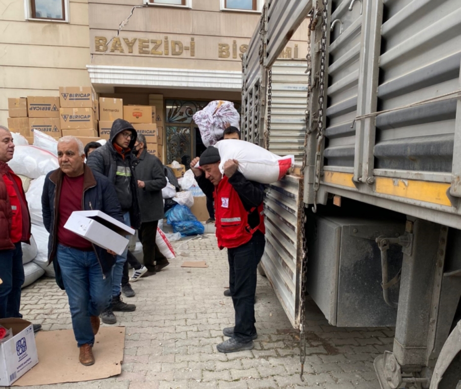 Sarayönü Kızılay’dan yardım seferberliği